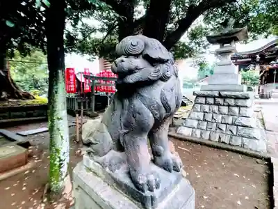 諏訪神社の狛犬