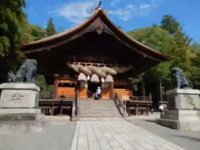 諏訪大社下社秋宮の本殿・本堂