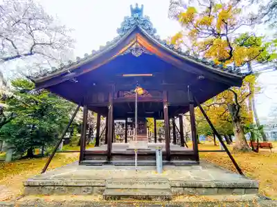 神明社（馬引）の本殿・本堂