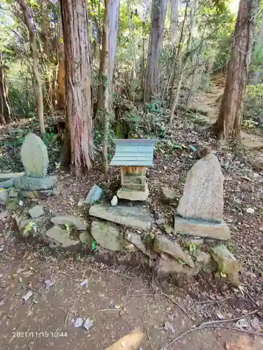 御岩神社の末社