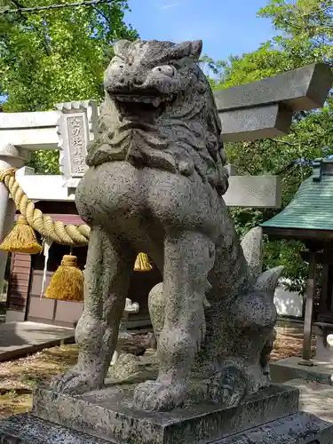 諏訪神社の狛犬