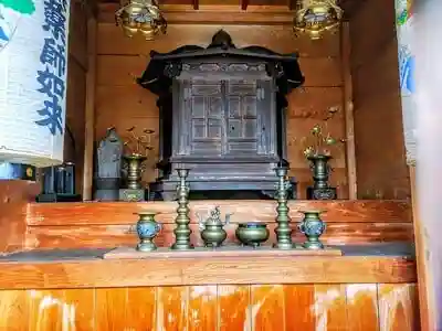 堀内子供薬師堂（瑠璃光寺）の本殿
