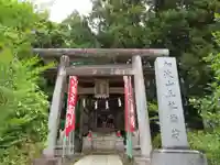 加波山三枝祇神社本宮里宮の鳥居