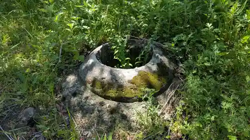 湘山稲荷大明神の鳥居