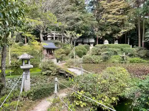 馬見岡綿向神社の{uncategorized: "未分類", other: "その他", undefined: "問題あり", building: "その他建物", grave: "お墓", sacred_gate: "鳥居", guardian: "狛犬", statue: "像", buddha: "仏像", history: "歴史", nature: "自然", garden: "庭園", animal: "動物", pagoda: "塔", temizu: "手水舎", mountain_gate: "山門・神門", sanctuary: "本殿・本堂", subordinate: "末社・摂社", art: "芸術", scenery: "景色", jizo: "地蔵", ema: "絵馬", goshuin: "御朱印", omikuji: "おみくじ", items: "授与品その他", amulet: "お守り", goshuincho: "御朱印帳", eats: "食事", festival: "お祭り", votive_dance: "神楽", shichigosan: "七五三参", wedding: "結婚式", experience: "体験その他", initially: "初詣", around: "周辺", anti_infection: "感染症対策"}