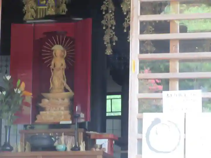 秩父札所三十二番 法性寺の仏像