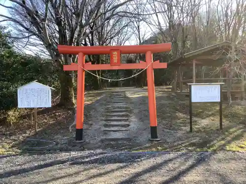 鳩吹稲荷神社の鳥居