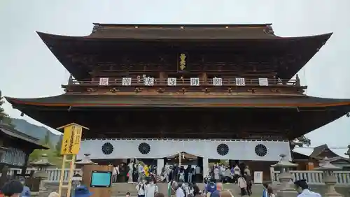 善光寺の山門・神門