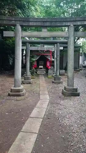 稲荷神社(上目黒鎮座)の鳥居