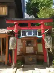 五十稲荷神社(栄寿稲荷神社)の鳥居
