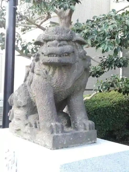 金ヶ作熊野神社の狛犬