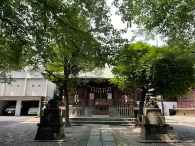 本郷氷川神社の本殿・本堂