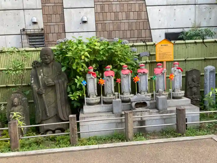 谷中西光寺の地蔵