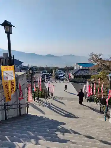 筑波山大御堂の{uncategorized: "未分類", other: "その他", undefined: "問題あり", building: "その他建物", grave: "お墓", sacred_gate: "鳥居", guardian: "狛犬", statue: "像", buddha: "仏像", history: "歴史", nature: "自然", garden: "庭園", animal: "動物", pagoda: "塔", temizu: "手水舎", mountain_gate: "山門・神門", sanctuary: "本殿・本堂", subordinate: "末社・摂社", art: "芸術", scenery: "景色", jizo: "地蔵", ema: "絵馬", goshuin: "御朱印", omikuji: "おみくじ", items: "授与品その他", amulet: "お守り", goshuincho: "御朱印帳", eats: "食事", festival: "お祭り", votive_dance: "神楽", shichigosan: "七五三参", wedding: "結婚式", experience: "体験その他", initially: "初詣", around: "周辺", anti_infection: "感染症対策"}