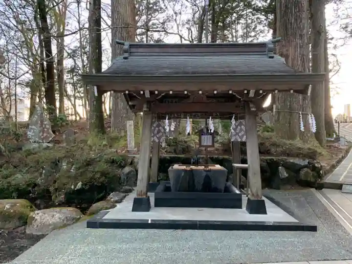 富士山東口本宮 冨士浅間神社の手水舎