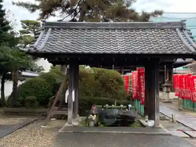 建中寺の手水舎
