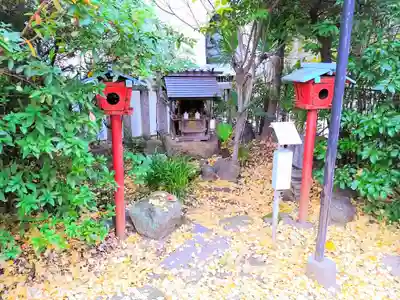 外土居神社の末社・摂社