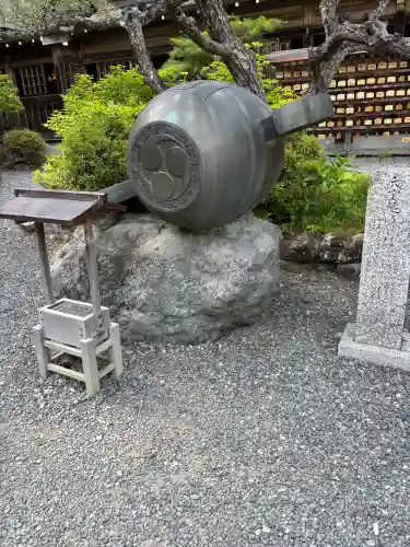 小國神社の{uncategorized: "未分類", other: "その他", undefined: "問題あり", building: "その他建物", grave: "お墓", sacred_gate: "鳥居", guardian: "狛犬", statue: "像", buddha: "仏像", history: "歴史", nature: "自然", garden: "庭園", animal: "動物", pagoda: "塔", temizu: "手水舎", mountain_gate: "山門・神門", sanctuary: "本殿・本堂", subordinate: "末社・摂社", art: "芸術", scenery: "景色", jizo: "地蔵", ema: "絵馬", goshuin: "御朱印", omikuji: "おみくじ", items: "授与品その他", amulet: "お守り", goshuincho: "御朱印帳", eats: "食事", festival: "お祭り", votive_dance: "神楽", shichigosan: "七五三参", wedding: "結婚式", experience: "体験その他", initially: "初詣", around: "周辺", anti_infection: "感染症対策"}