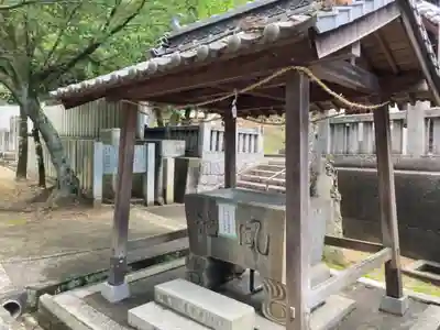 諸山積神社の手水舎