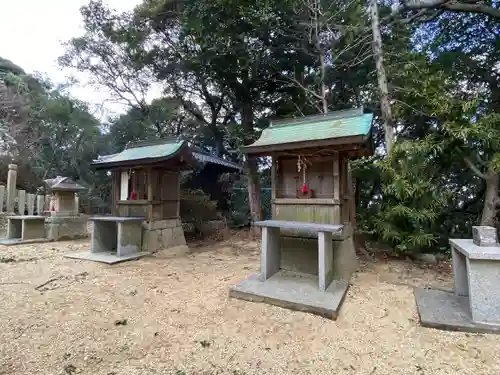 岩上神社の末社