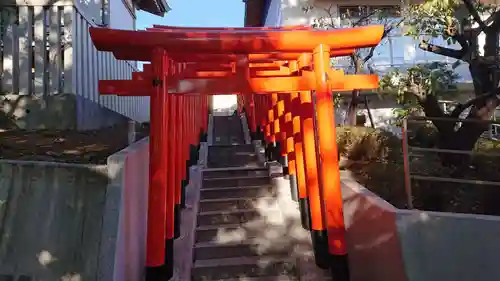 神鳥前川神社の鳥居