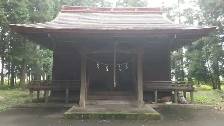 諏訪神社の本殿・本堂