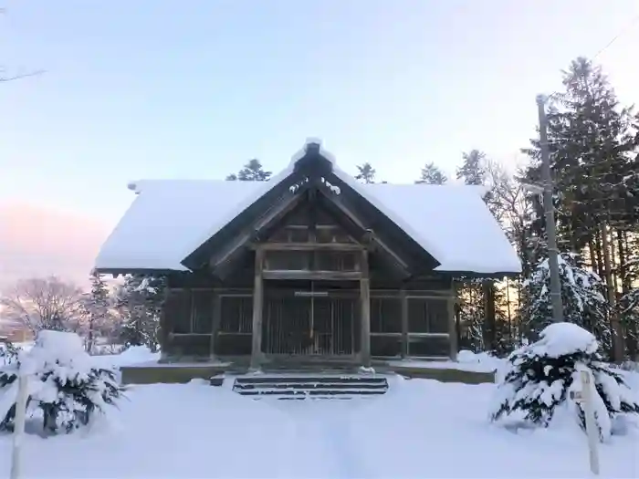 角田神社の本殿