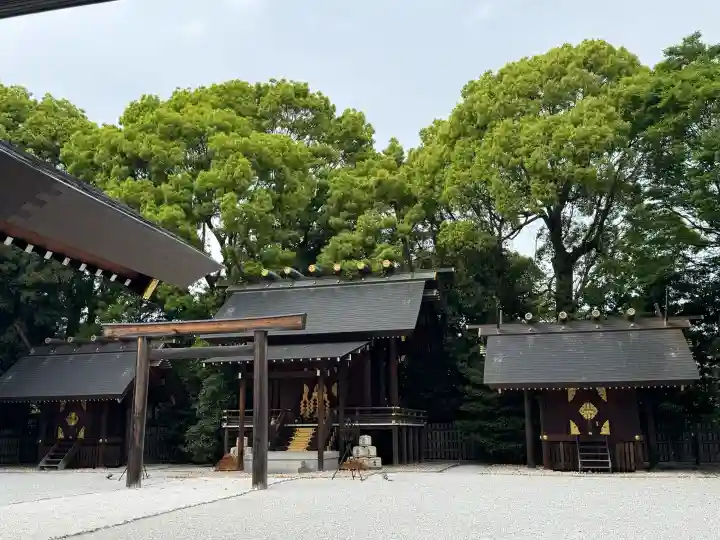 阿佐ヶ谷神明宮の{uncategorized: "未分類", other: "その他", undefined: "問題あり", building: "その他建物", grave: "お墓", sacred_gate: "鳥居", guardian: "狛犬", statue: "像", buddha: "仏像", history: "歴史", nature: "自然", garden: "庭園", animal: "動物", pagoda: "塔", temizu: "手水舎", mountain_gate: "山門・神門", sanctuary: "本殿・本堂", subordinate: "末社・摂社", art: "芸術", scenery: "景色", jizo: "地蔵", ema: "絵馬", goshuin: "御朱印", omikuji: "おみくじ", items: "授与品その他", amulet: "お守り", goshuincho: "御朱印帳", eats: "食事", festival: "お祭り", votive_dance: "神楽", shichigosan: "七五三参", wedding: "結婚式", experience: "体験その他", initially: "初詣", around: "周辺", anti_infection: "感染症対策"}