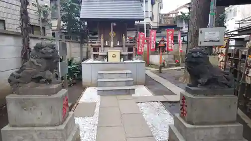 高円寺氷川神社の末社・摂社