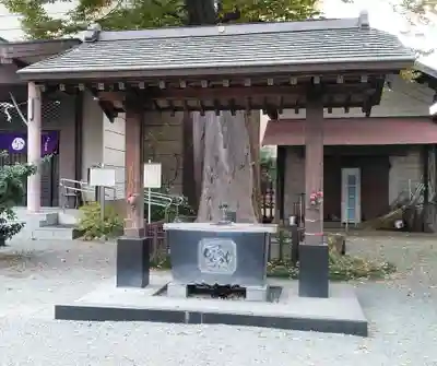 日野八坂神社の手水舎