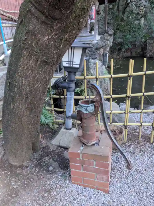 津の守弁財天(東京都)