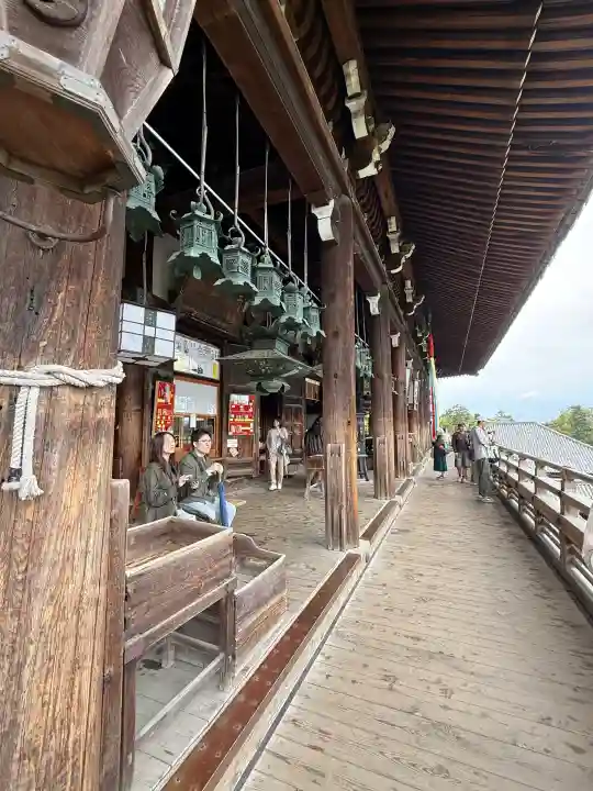 東大寺 二月堂の{uncategorized: "未分類", other: "その他", undefined: "問題あり", building: "その他建物", grave: "お墓", sacred_gate: "鳥居", guardian: "狛犬", statue: "像", buddha: "仏像", history: "歴史", nature: "自然", garden: "庭園", animal: "動物", pagoda: "塔", temizu: "手水舎", mountain_gate: "山門・神門", sanctuary: "本殿・本堂", subordinate: "末社・摂社", art: "芸術", scenery: "景色", jizo: "地蔵", ema: "絵馬", goshuin: "御朱印", omikuji: "おみくじ", items: "授与品その他", amulet: "お守り", goshuincho: "御朱印帳", eats: "食事", festival: "お祭り", votive_dance: "神楽", shichigosan: "七五三参", wedding: "結婚式", experience: "体験その他", initially: "初詣", around: "周辺", anti_infection: "感染症対策"}
