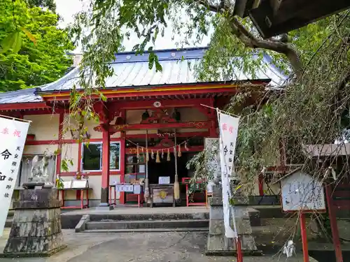 正一位 若草稲荷神社の本殿