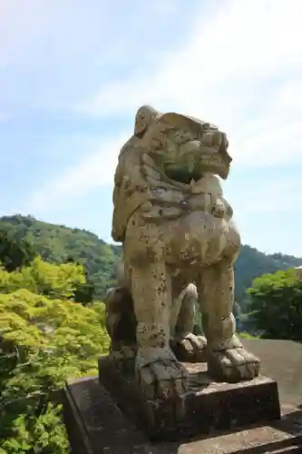 大山阿夫利神社の狛犬