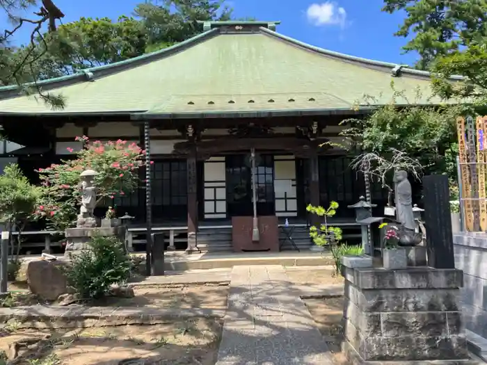 龍泉寺の本殿