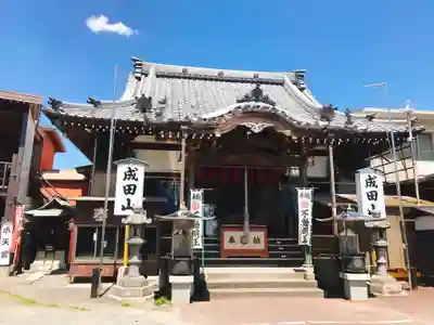 新護寺の本殿・本堂