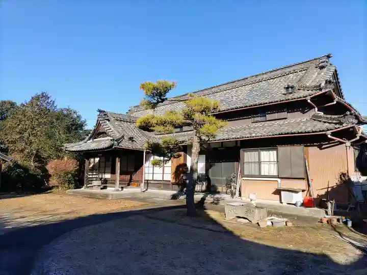 秋葉寺の本殿・本堂