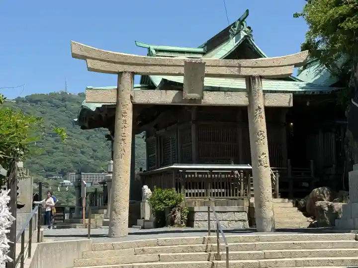 和布刈神社の{uncategorized: "未分類", other: "その他", undefined: "問題あり", building: "その他建物", grave: "お墓", sacred_gate: "鳥居", guardian: "狛犬", statue: "像", buddha: "仏像", history: "歴史", nature: "自然", garden: "庭園", animal: "動物", pagoda: "塔", temizu: "手水舎", mountain_gate: "山門・神門", sanctuary: "本殿・本堂", subordinate: "末社・摂社", art: "芸術", scenery: "景色", jizo: "地蔵", ema: "絵馬", goshuin: "御朱印", omikuji: "おみくじ", items: "授与品その他", amulet: "お守り", goshuincho: "御朱印帳", eats: "食事", festival: "お祭り", votive_dance: "神楽", shichigosan: "七五三参", wedding: "結婚式", experience: "体験その他", initially: "初詣", around: "周辺", anti_infection: "感染症対策"}