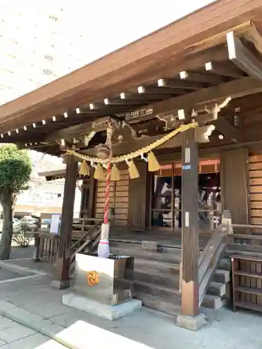 厚木神社の本殿・本堂