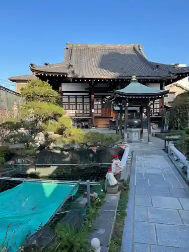 興徳寺の本殿・本堂