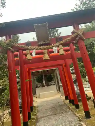 長澤稲荷神社の鳥居