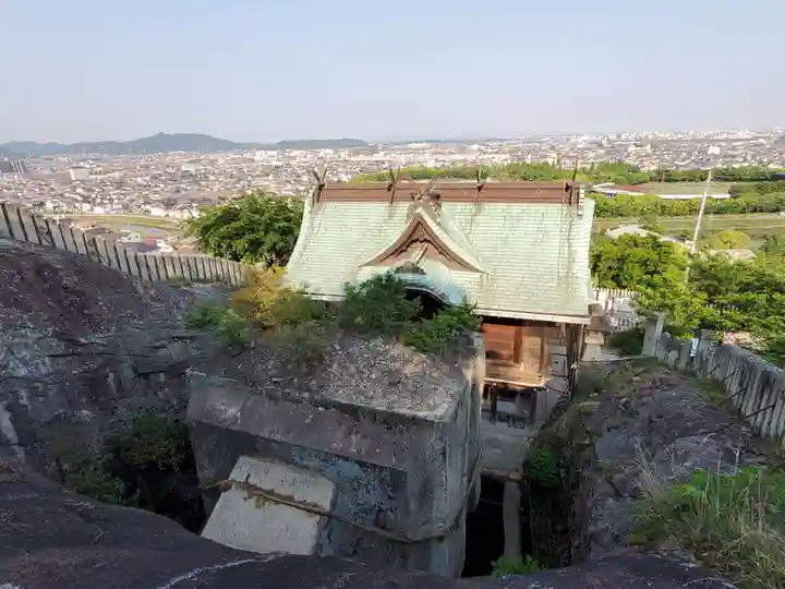 生石神社の本殿・本堂