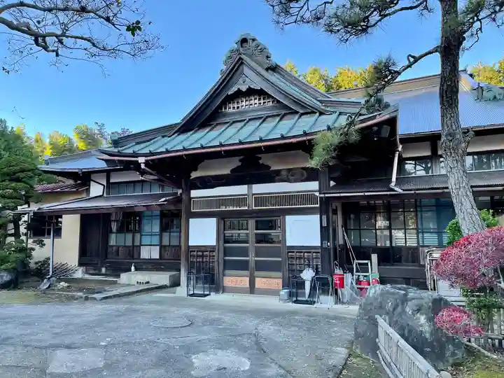 総世寺の本殿・本堂
