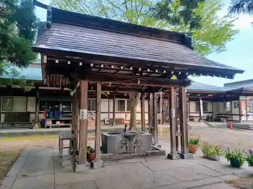 猿賀神社の手水