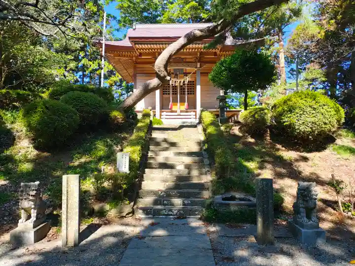 和渕神社の{uncategorized: "未分類", other: "その他", undefined: "問題あり", building: "その他建物", grave: "お墓", sacred_gate: "鳥居", guardian: "狛犬", statue: "像", buddha: "仏像", history: "歴史", nature: "自然", garden: "庭園", animal: "動物", pagoda: "塔", temizu: "手水舎", mountain_gate: "山門・神門", sanctuary: "本殿・本堂", subordinate: "末社・摂社", art: "芸術", scenery: "景色", jizo: "地蔵", ema: "絵馬", goshuin: "御朱印", omikuji: "おみくじ", items: "授与品その他", amulet: "お守り", goshuincho: "御朱印帳", eats: "食事", festival: "お祭り", votive_dance: "神楽", shichigosan: "七五三参", wedding: "結婚式", experience: "体験その他", initially: "初詣", around: "周辺", anti_infection: "感染症対策"}
