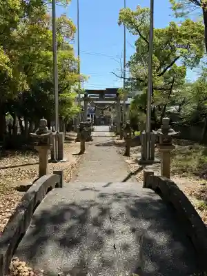天満社（神有天満社）の{uncategorized: "未分類", other: "その他", undefined: "問題あり", building: "その他建物", grave: "お墓", sacred_gate: "鳥居", guardian: "狛犬", statue: "像", buddha: "仏像", history: "歴史", nature: "自然", garden: "庭園", animal: "動物", pagoda: "塔", temizu: "手水舎", mountain_gate: "山門・神門", sanctuary: "本殿・本堂", subordinate: "末社・摂社", art: "芸術", scenery: "景色", jizo: "地蔵", ema: "絵馬", goshuin: "御朱印", omikuji: "おみくじ", items: "授与品その他", amulet: "お守り", goshuincho: "御朱印帳", eats: "食事", festival: "お祭り", votive_dance: "神楽", shichigosan: "七五三参", wedding: "結婚式", experience: "体験その他", initially: "初詣", around: "周辺", anti_infection: "感染症対策"}