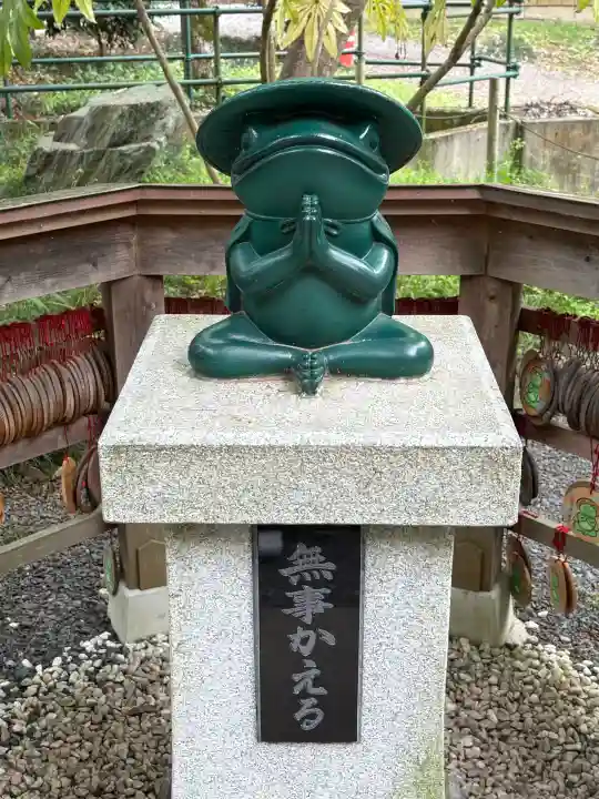 間々田八幡宮の{uncategorized: "未分類", other: "その他", undefined: "問題あり", building: "その他建物", grave: "お墓", sacred_gate: "鳥居", guardian: "狛犬", statue: "像", buddha: "仏像", history: "歴史", nature: "自然", garden: "庭園", animal: "動物", pagoda: "塔", temizu: "手水舎", mountain_gate: "山門・神門", sanctuary: "本殿・本堂", subordinate: "末社・摂社", art: "芸術", scenery: "景色", jizo: "地蔵", ema: "絵馬", goshuin: "御朱印", omikuji: "おみくじ", items: "授与品その他", amulet: "お守り", goshuincho: "御朱印帳", eats: "食事", festival: "お祭り", votive_dance: "神楽", shichigosan: "七五三参", wedding: "結婚式", experience: "体験その他", initially: "初詣", around: "周辺", anti_infection: "感染症対策"}