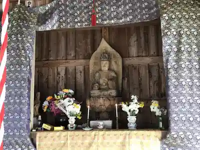 覚井観音堂の仏像