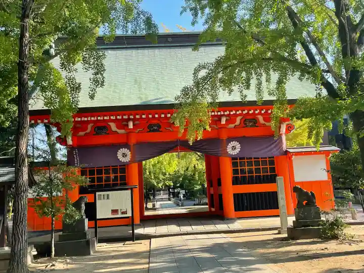 葛飾八幡宮の山門・神門