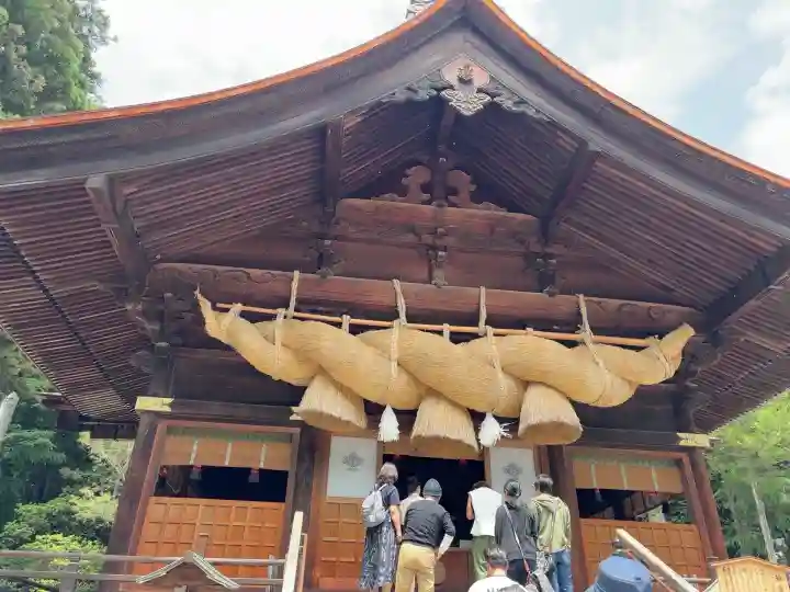 諏訪大社下社秋宮(長野県)